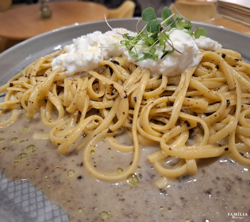 Pasta - Linguine al tartufo nero e straciatella di buratta