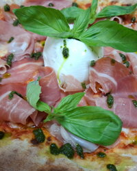 Pizza - Bufala Campana e prosciutto crudo